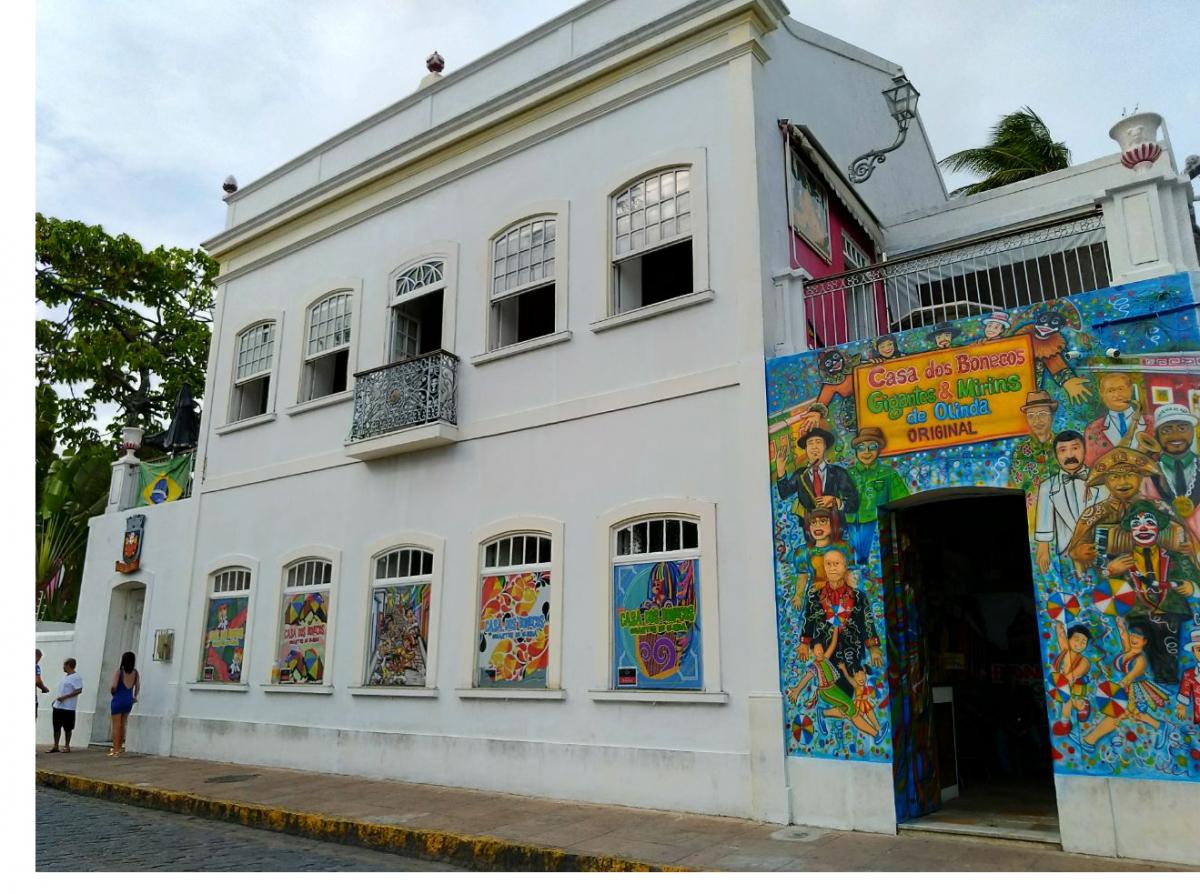 Fachada da Casa dos Bonecos Gigantes e Mirins de Olinda