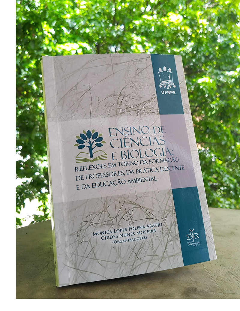 Foto do livro Ensino de Ciências e Biologia